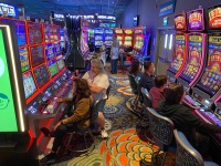 Cal Г© o casino mГЎis grande de California, RevisiГіn do casino jackpot wheel, aparcacoches de casino en directo